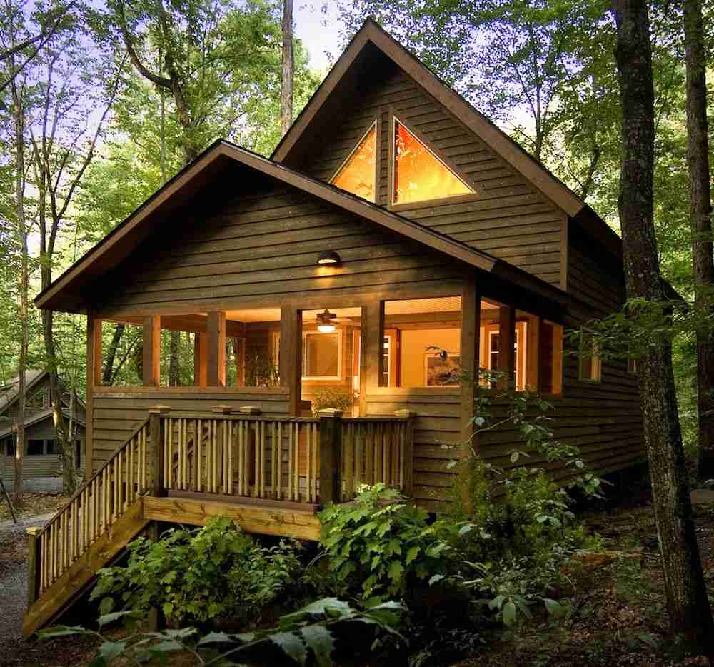 Nature’s Retreat: Embrace the Wilderness with Bearwallow Trail Cabin Rentals