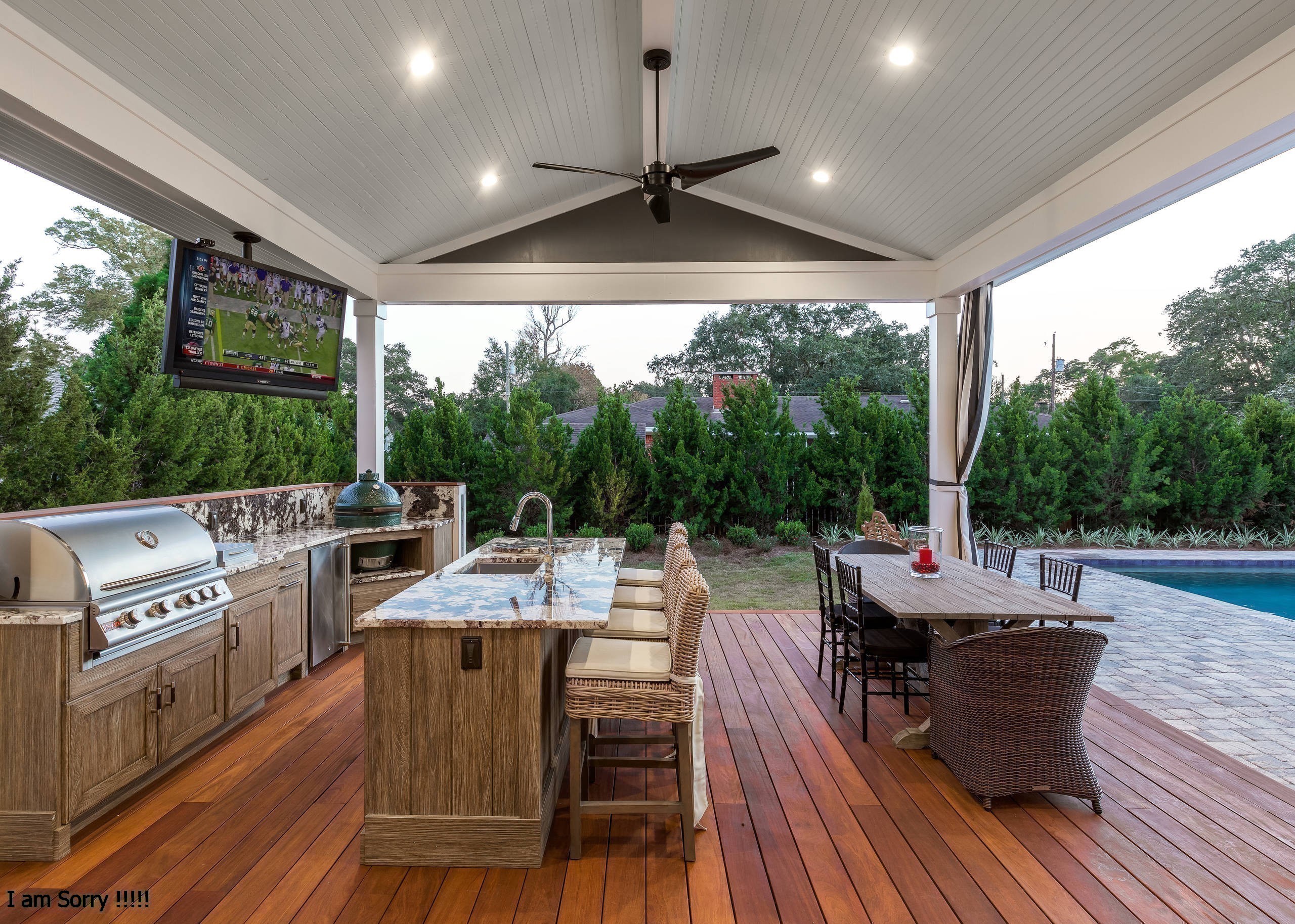 Refresh Your Outdoor Space: Top Deck Resurfacing Ideas
