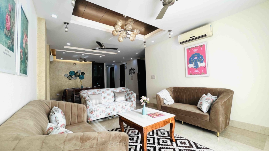 Which location is best to live in Delhi?