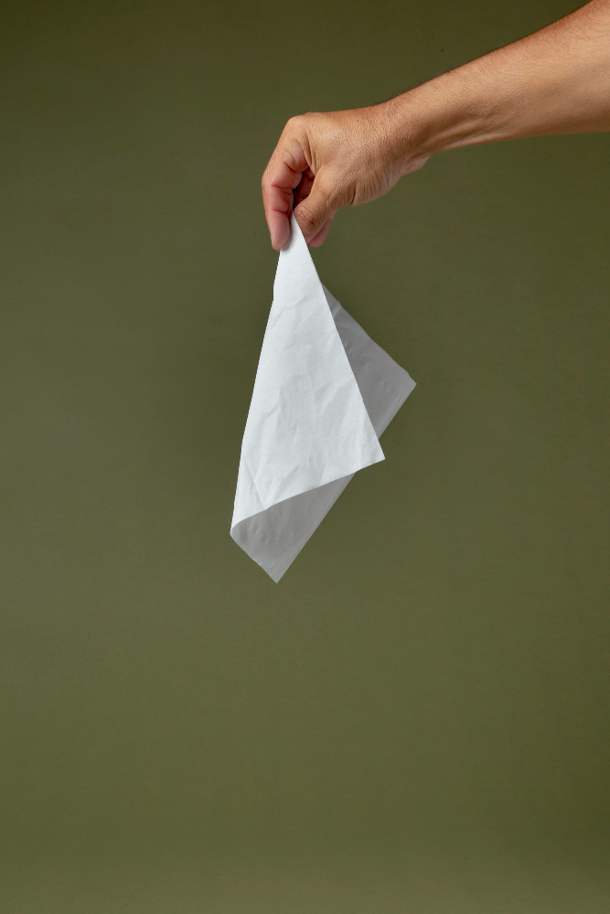 Why hypoallergenic facial tissues are a must for allergy sufferers