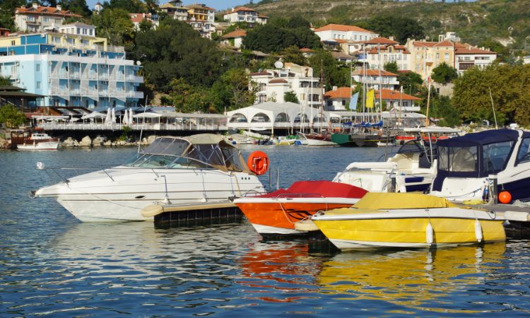 Boat Rental Market: Size, Share, Trends, and Forecast (2024-2032)
