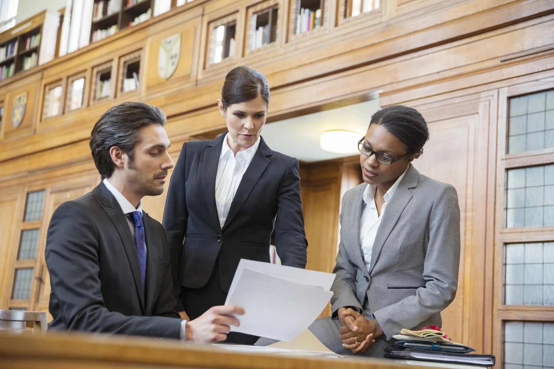 How to Select a Commercial Solicitor for Real Estate Deals