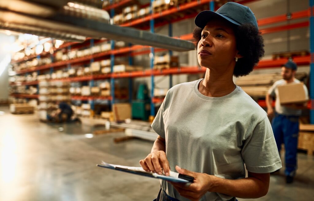 Steps to Start a Career as a Procurement Specialist