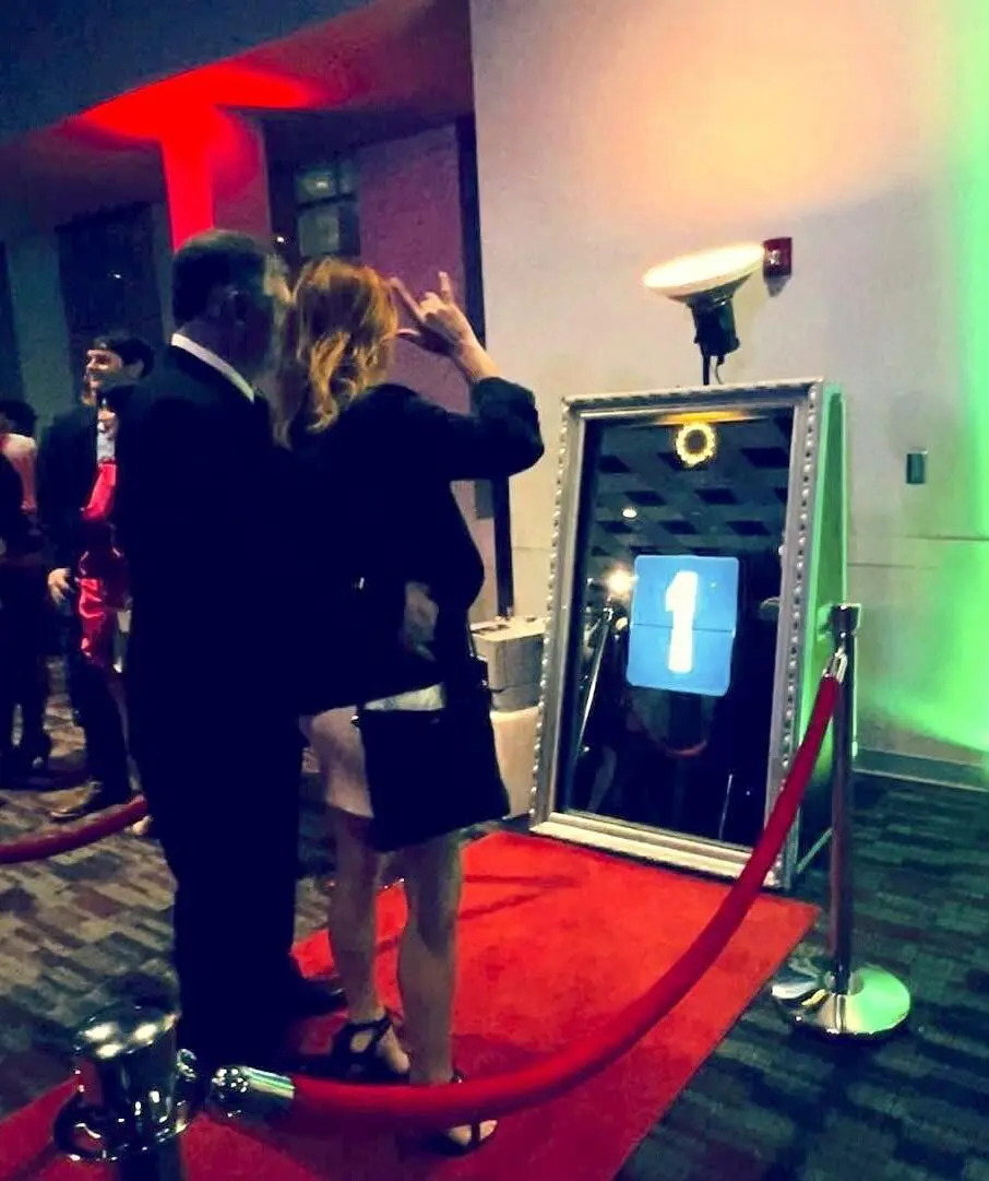 Why iBooth Rentals Are a Must-Have for Any Business Party Celebration?
