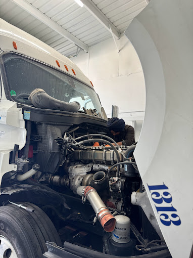 Mobile Truck Repair Services in Bakersfield, CA | Fast and Reliable Assistance With Flying Bird Truck Repair
