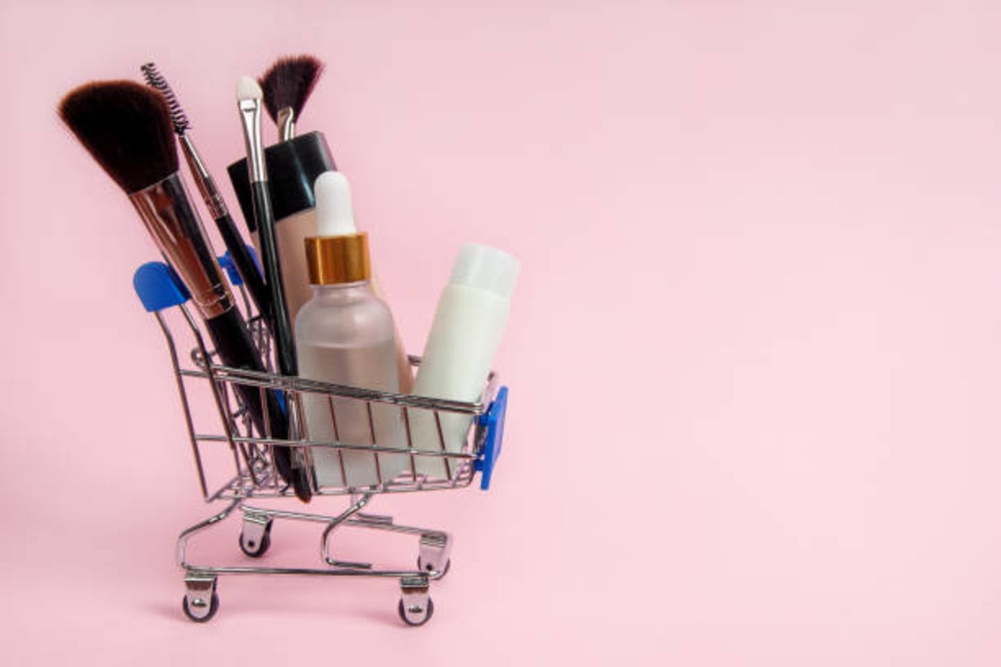 Why Ethical Beauty Matters: Kamal Cosmetics’ Mission