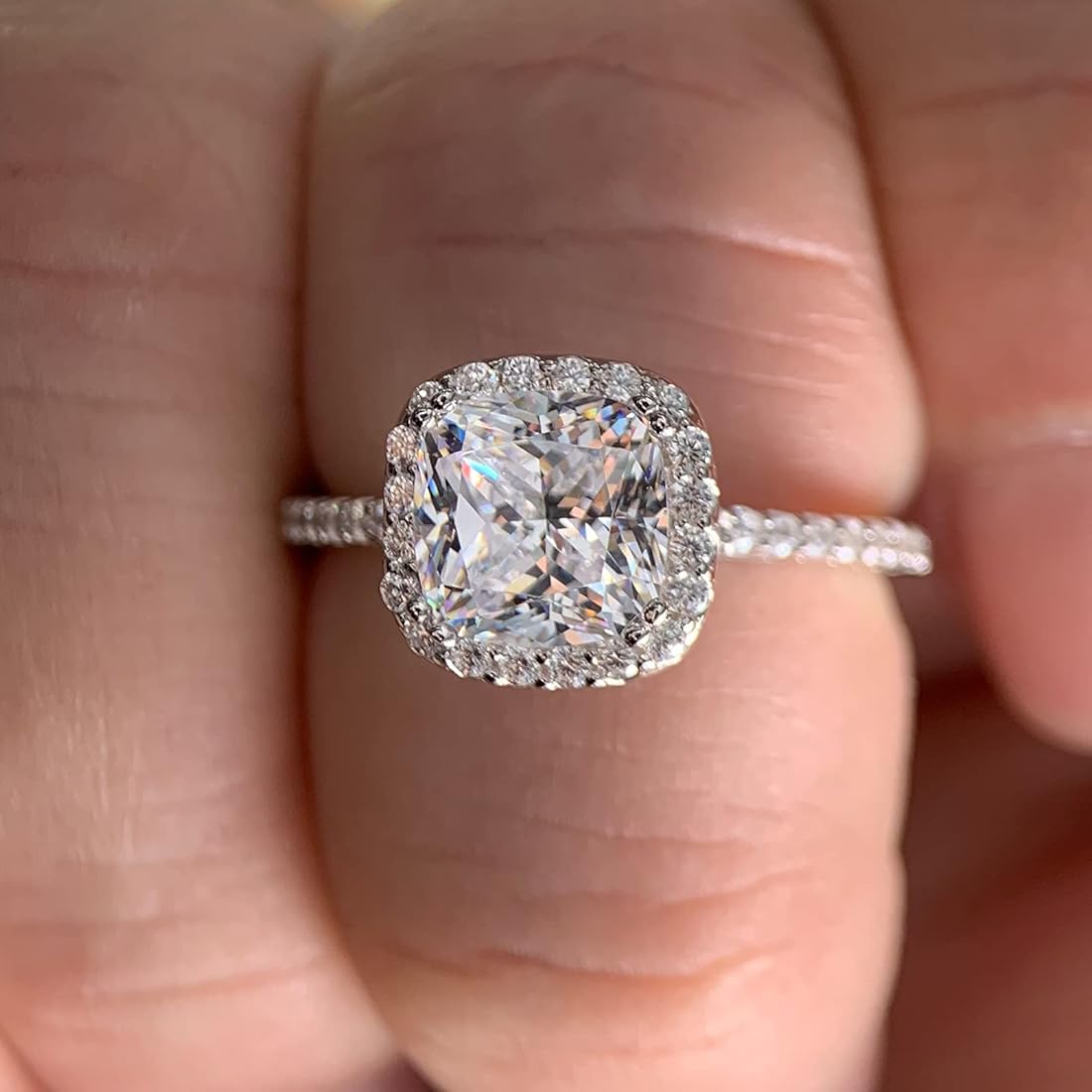 The Pros and Cons of Lab Diamond Engagement Rings and Moissanite Engagement Rings