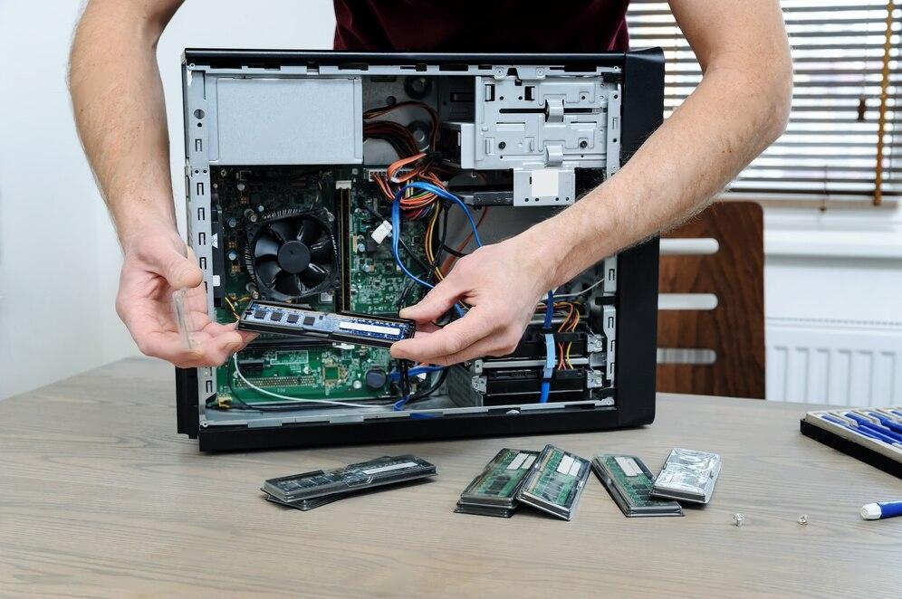 Hire the Best Computer Repair Services in Belconnen to Restore Your Work Machines