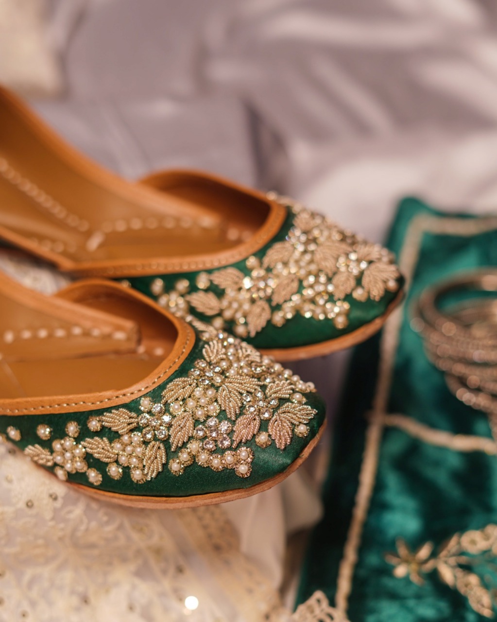 Stylish Jutti for Women Are Made For Your Wardrobe