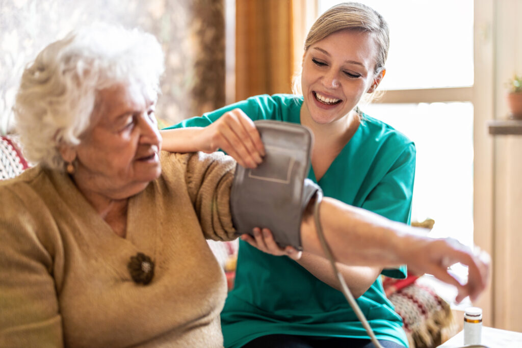 Reliable Home Care Nursing in Dubai for All Medical Needs