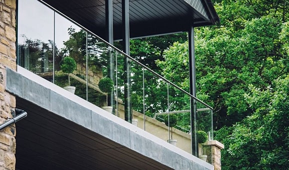 Contractors for Decks: Your Go-To Experts for Outdoor Living