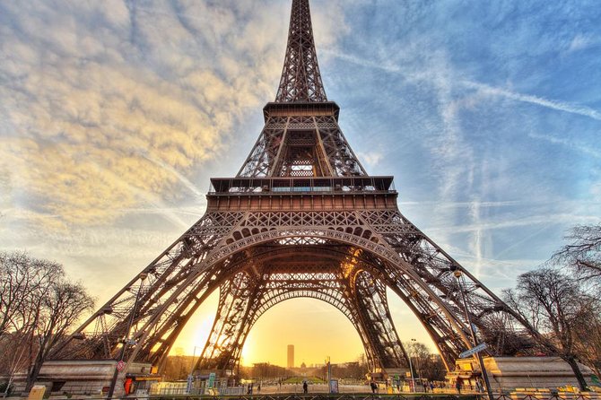 Eiffel Tower Tour: A Magical Journey Through Paris’ Iconic Landmark