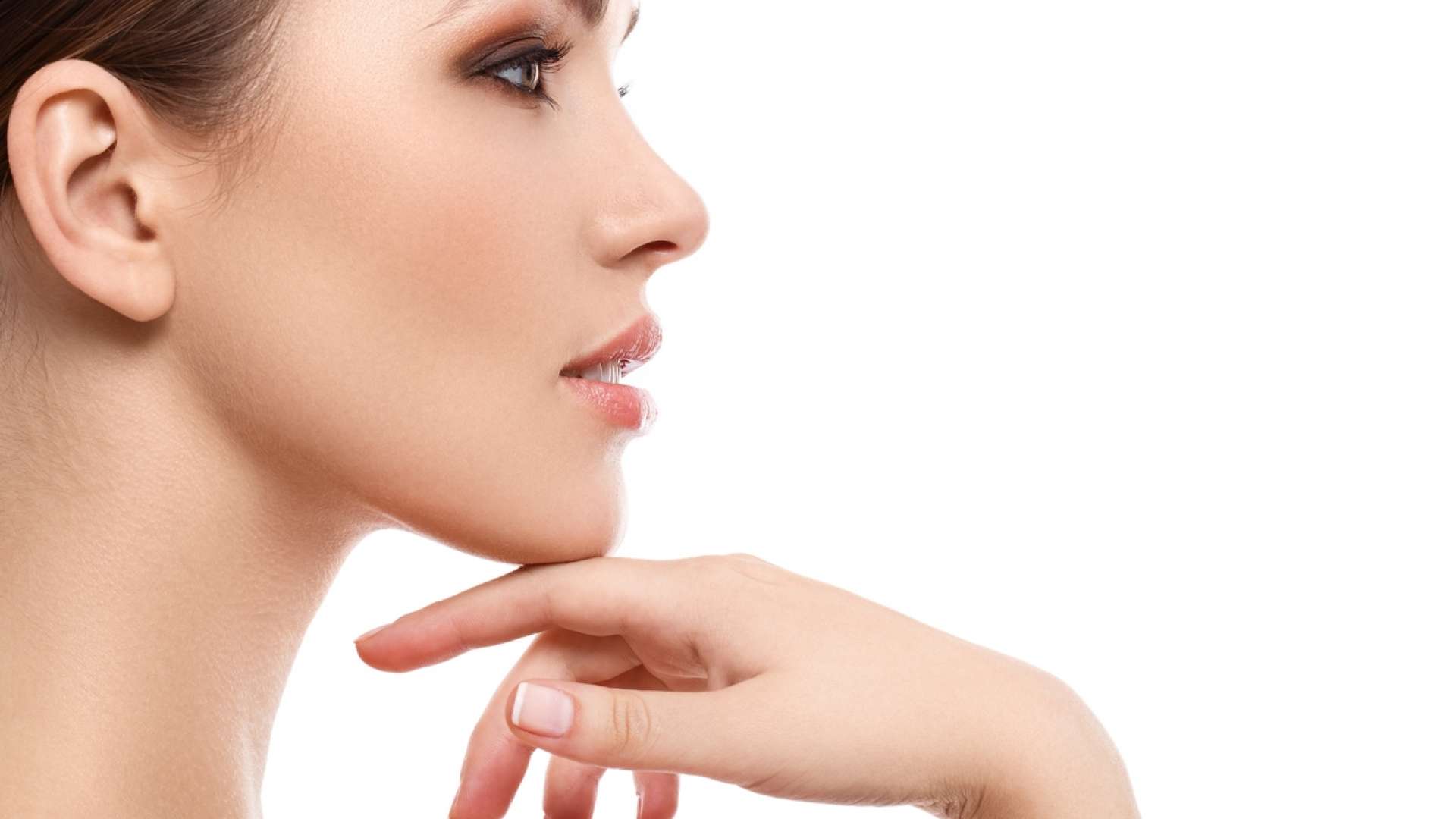 Rediscover Youthfulness with Facelift Surgery at Dr. Monisha