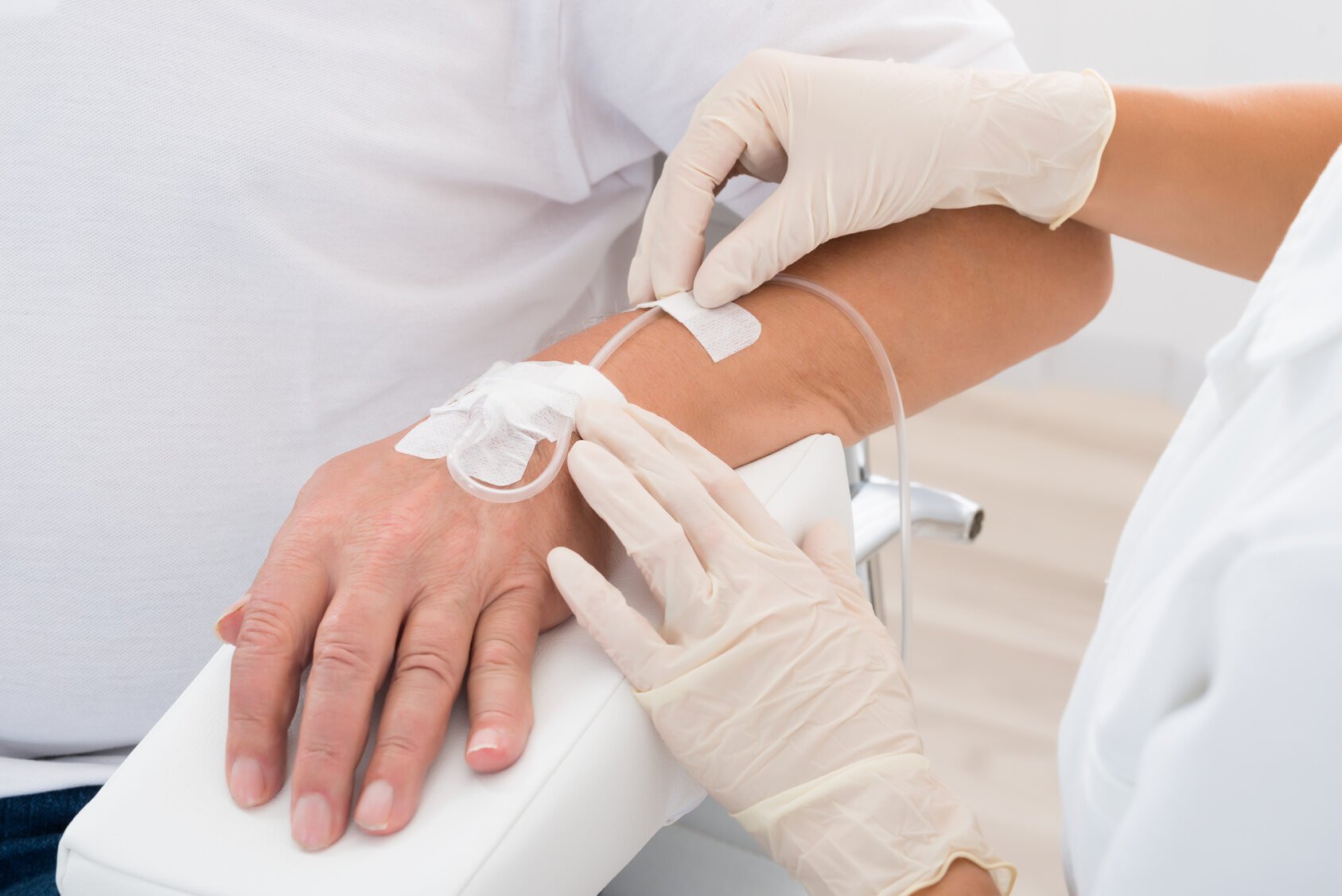 NAD+ IV Therapy for Anti-Aging: Does It Really Work?