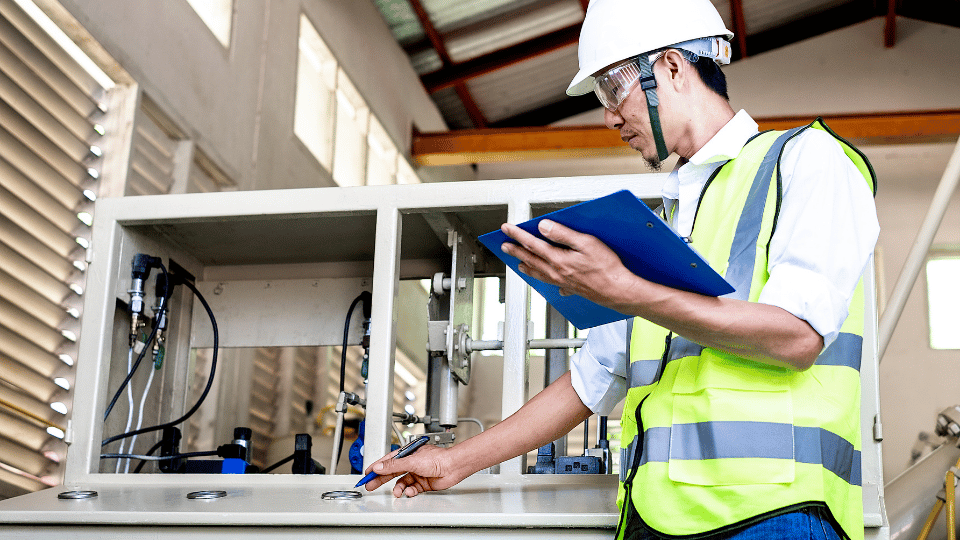 Benefits of Hiring Professional Commercial Electric Services
