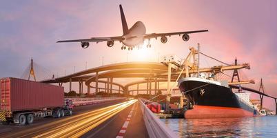 International Cargo Services with SS Worldwide Courier
