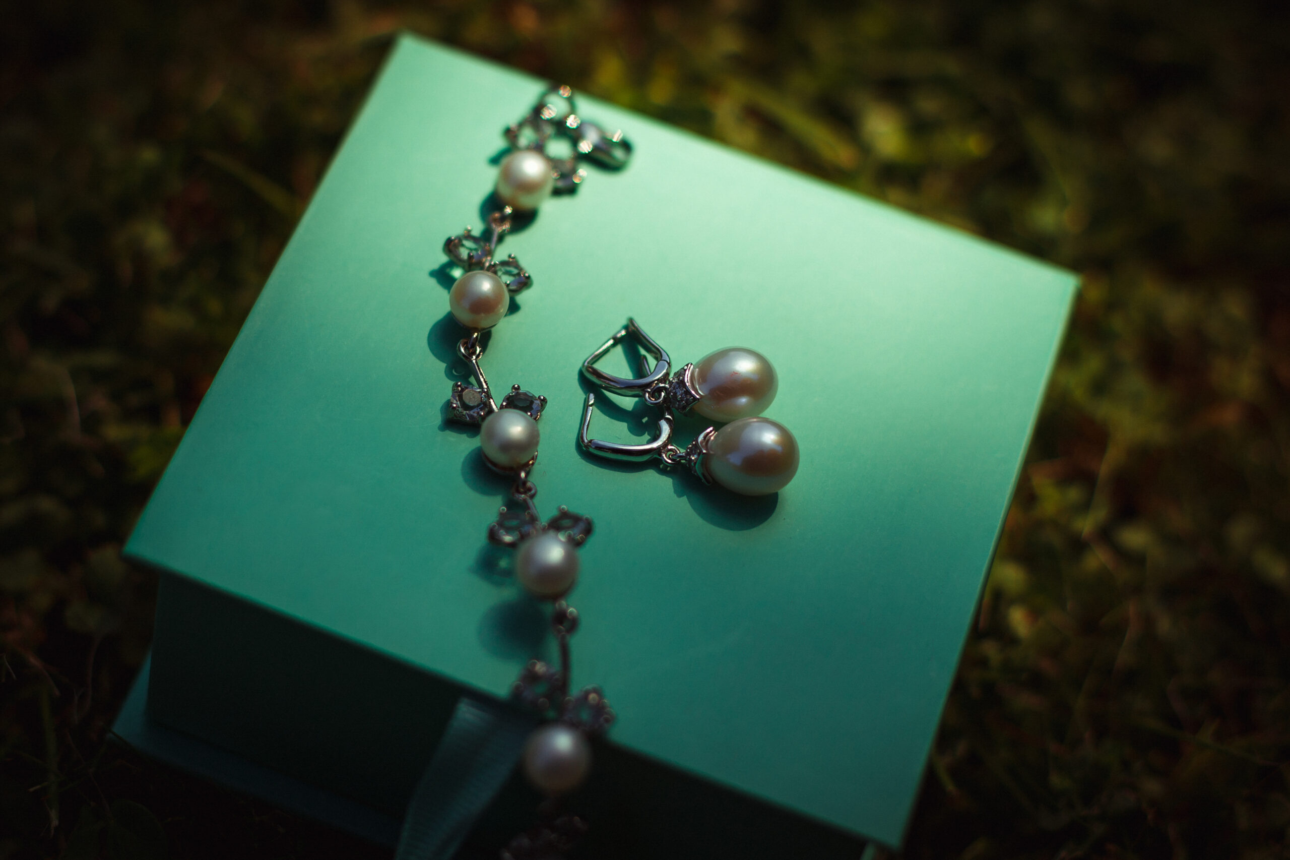 Elevate Your Style with the Perfect Designer Earrings for Women