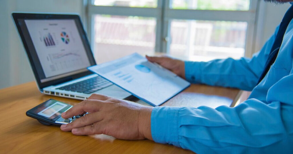 Is It Time to Outsource to Revenue Cycle Management Solutions Providers?