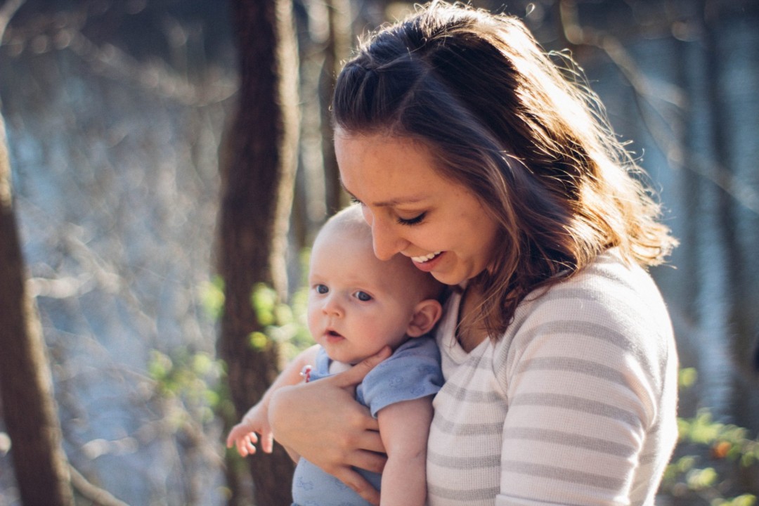 Babysitting Service in Dubai with First Aid Certified Nannies