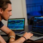 Mastering Stock Market Trading: Why Learning from a Stock Market Training Academy in India Is Essential