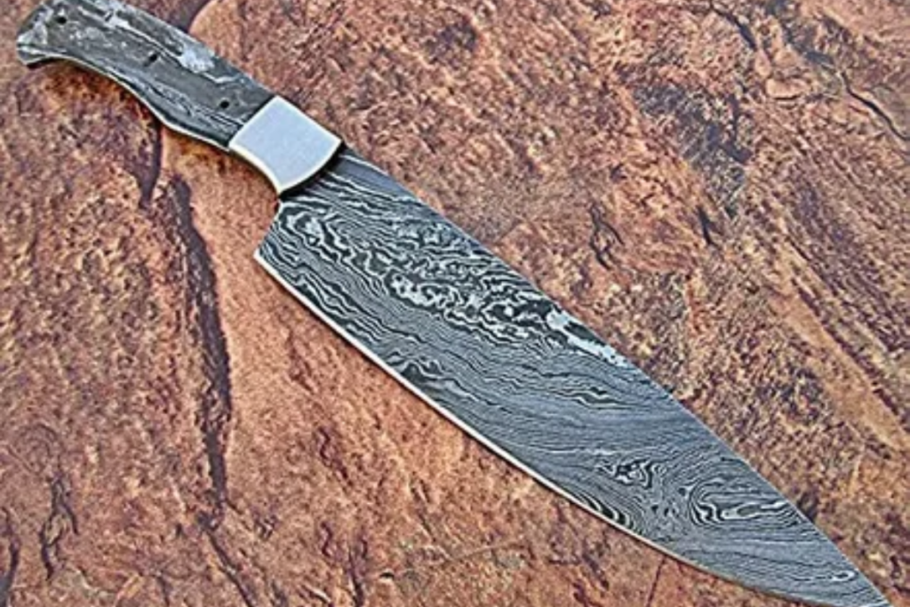The Timeless Craftsmanship of the Damascus Knife