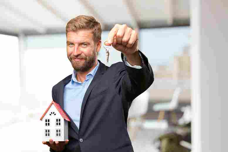Transform Your Property Hunt with Property Dealers in Ashok Vihar and Property Agents in Delhi