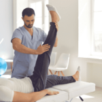 Ganzheitliche Physiotherapie für den Rücken: Bewegung, Mobil