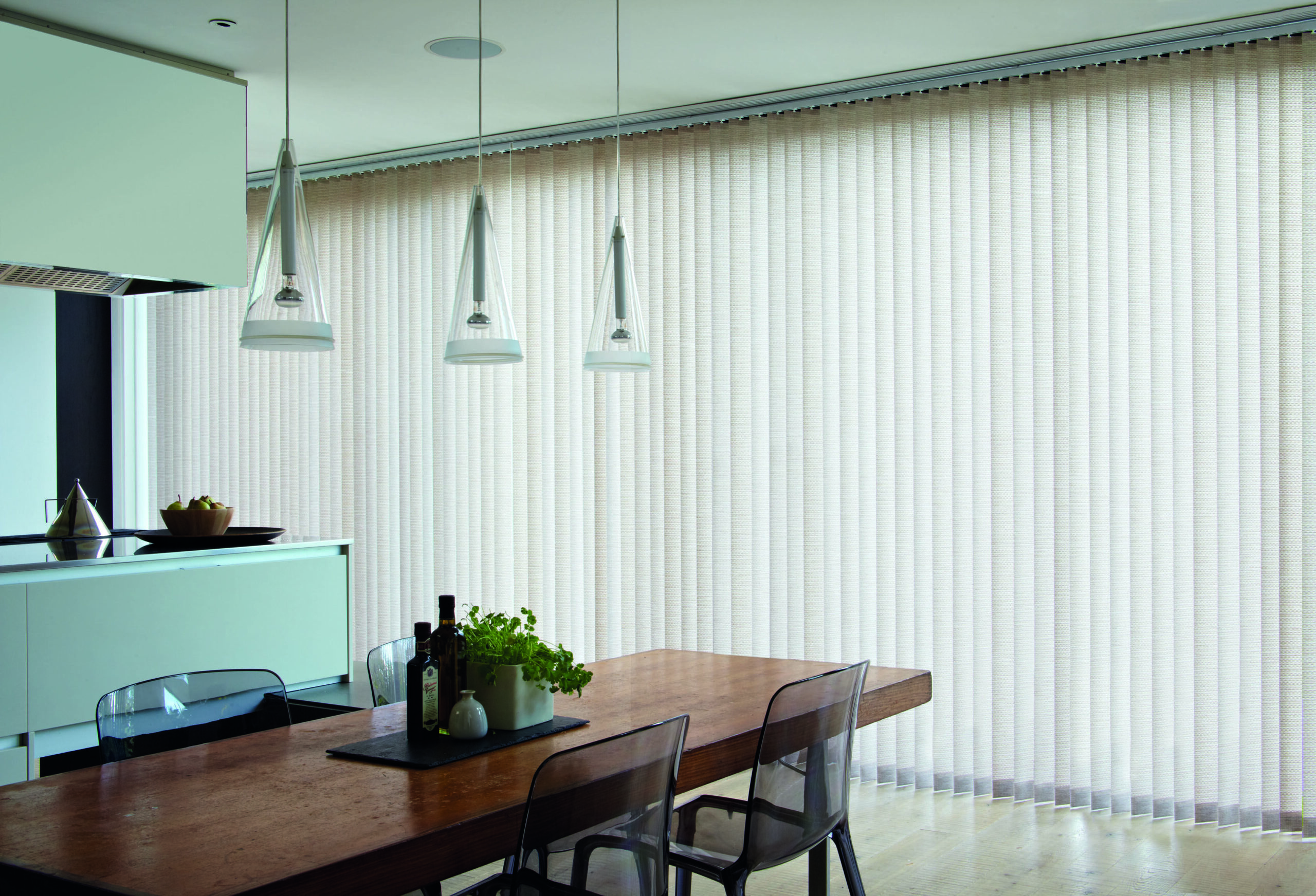 Common Mistakes When Installing Vertical Blinds and Roman Blinds: