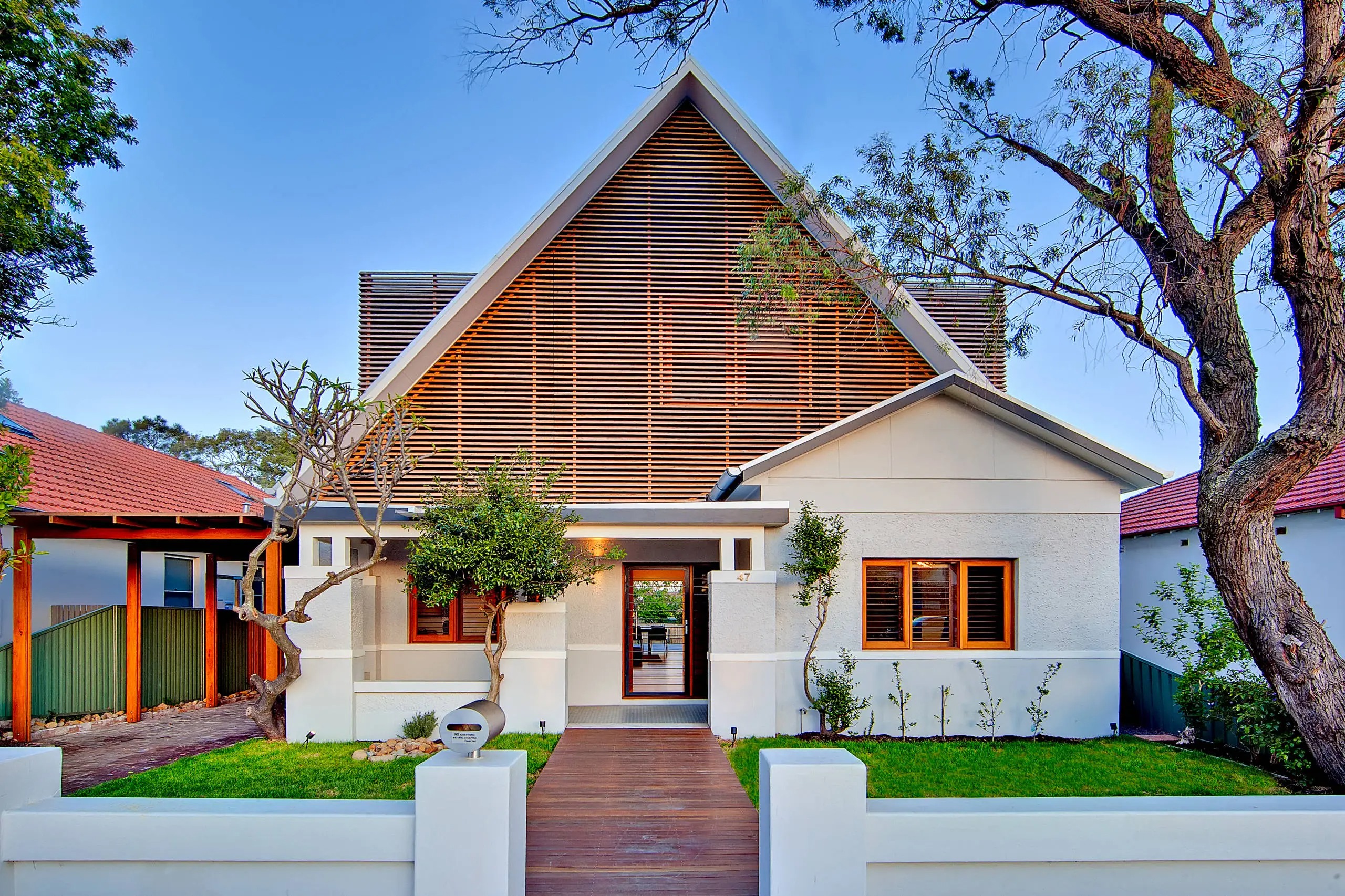 Why Dezyner Constructions are the Go-to Home Renovation Contractors in Sydney