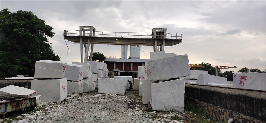 The Role of Banswara White Marble in Luxury Architecture