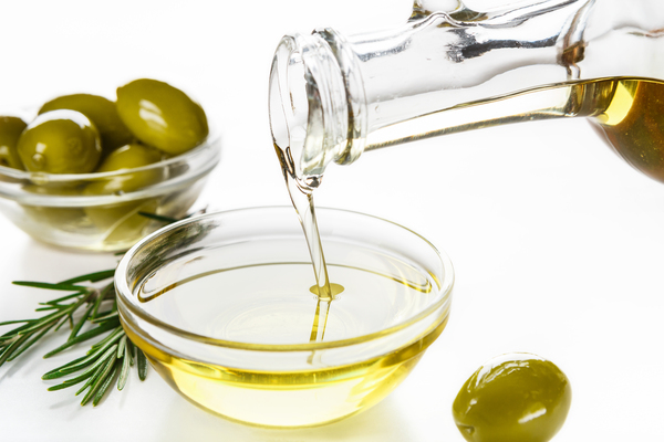 Why Should You Choose Spanish Olive Oil Over Other Varieties?