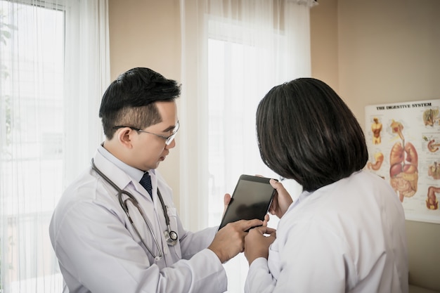 Verified Medical Experts: The Face Behind Doctor at Home in Dubai