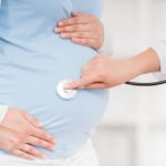 أهمية الاستشارة مع دكتور نساء وتوليد أثناء الحمل