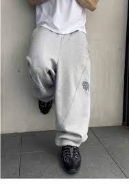 Kroen Clothing : Elevating Streetwear with Minimalist Precision